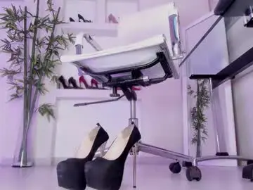 Chaturbate Live Sex Cam of hannah_hcb