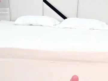 Chaturbate Adult Webcams of hannazambrano