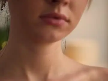 Chaturbate Live Sex Cam of mirandabettman