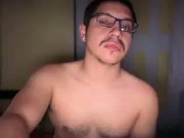 Chaturbate Free Porn Cam of latinboiialexxx