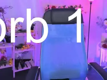 Chaturbate Live Sex Cam of crystallbloom