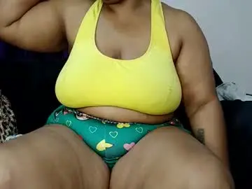 Chaturbate Adult Video Chat of curvy_essie