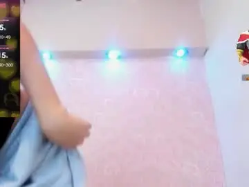 Chaturbate Live Sex Cam of zoe_brooke