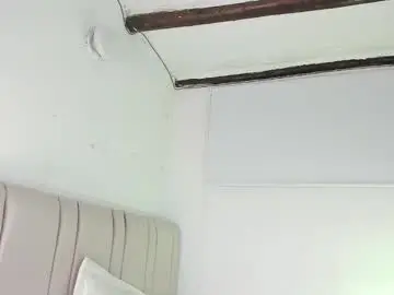 Chaturbate Best live sex cam show of hilaryblaze