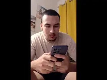 Chaturbate Live Sex Cam of jadriel23