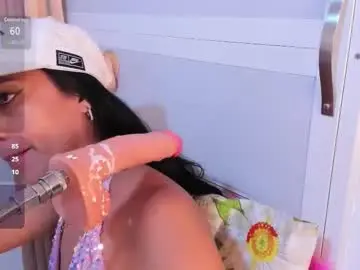 Chaturbate Watch Live Sex Cams of kari_xoxo_