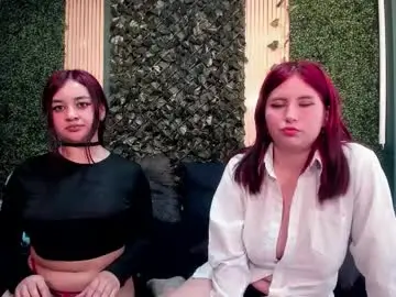 Chaturbate Live Sex of lucy_and_karoline