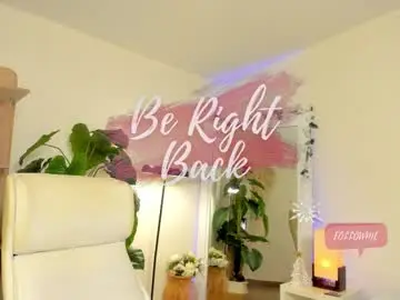 Chaturbate Nude Webcam of missemilie1