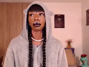 Chaturbate Live Sex Cam of missemilie1