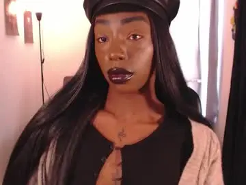 Chaturbate Live Porn of missemilie1