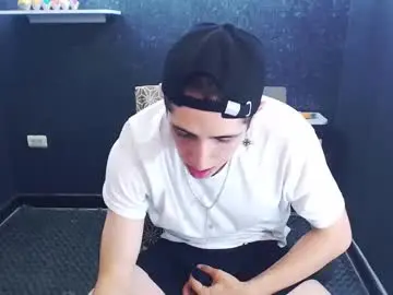 Chaturbate Adult Webcams of noah_sokolov