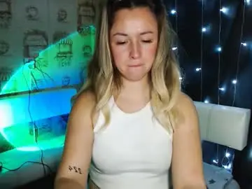 Chaturbate Adult Webcams of roxie_white