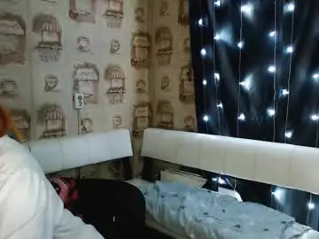 Chaturbate Nude Webcam of roxie_white