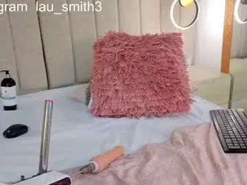 laura_smith33 from chaturbate