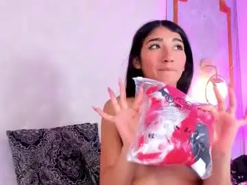 Chaturbate Adult Video Chat of mariana_kalo