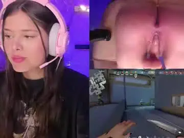 Chaturbate Best live sex cam show of trianna__