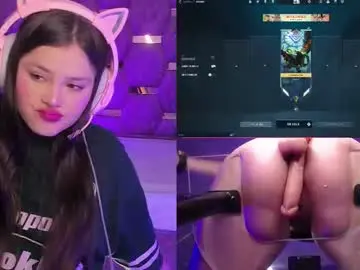 Chaturbate Live Sex Cam of trianna__