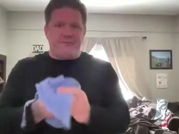 Chaturbate Live Sex Cam of happilymarr1ed