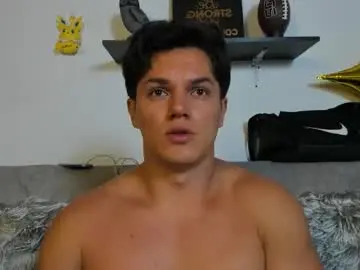 Chaturbate Watch Live Sex Cams of julian_wallace