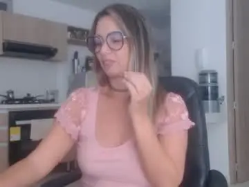 Chaturbate Sex Cam of latinpaprika