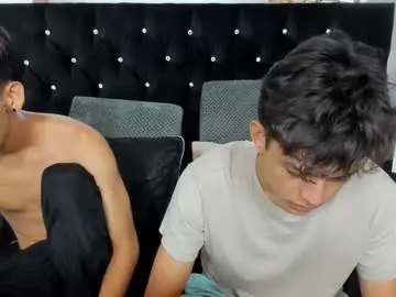 Chaturbate Live Sex Cam of sebas_cat