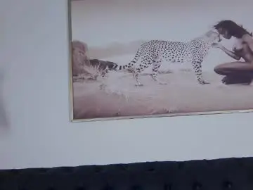 Chaturbate Free Live Porn of tania44bb