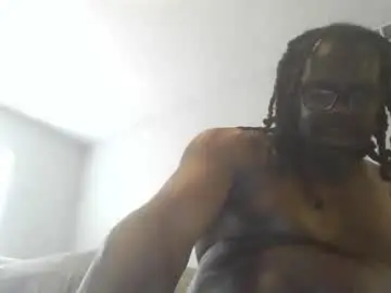 Chaturbate Live Sex Cam of ballsdeepnu_72