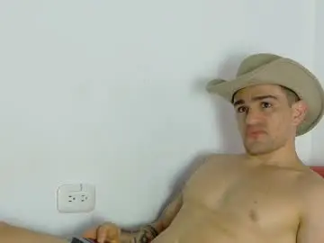 Chaturbate Best live sex cam show of daniel_ova