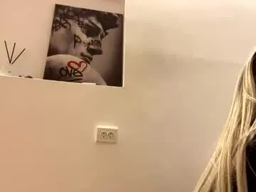 Chaturbate Sex Cam of devil_goddess1