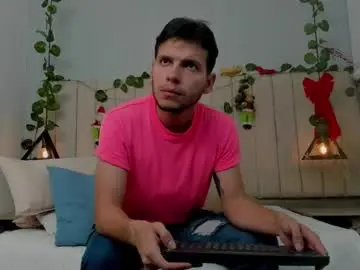 Chaturbate Adult Webcams of enzo_rivas