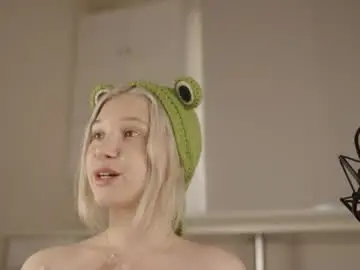 Chaturbate Best live sex cam show of jennyplaudis_