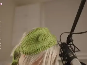 Chaturbate Private Sex Chat of jennyplaudis_