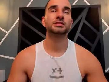 Chaturbate Sex Chat of lorenzo_walker_