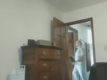 Chaturbate Sex Chat of hairydaddybear69