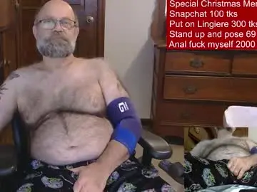 Chaturbate Adult Video Chat of hairydaddybear69