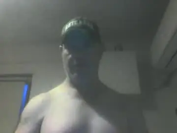 Chaturbate Live Sex Cam of kiwiguy19773