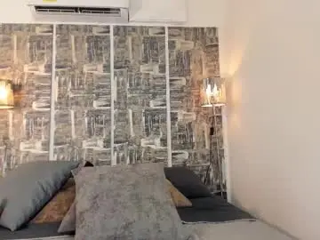 shofiavega from chaturbate