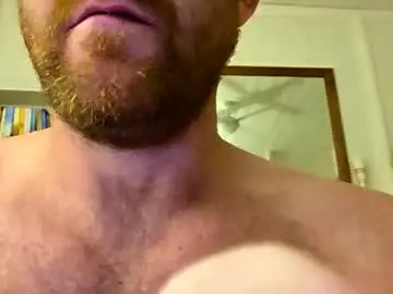 Chaturbate Live Sex Cam of aussie_dadbod10