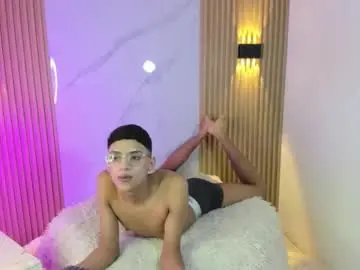 Chaturbate Live Porn of billy_jamees