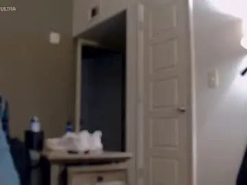 Chaturbate Nude Webcam of dilldough405