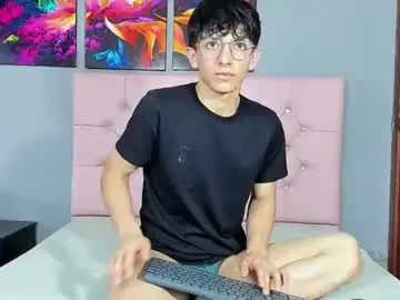 Chaturbate Live Sex Cam of elangiraldo