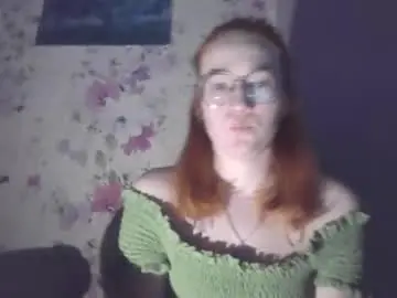 Chaturbate Sex Chat of eveliina_shy