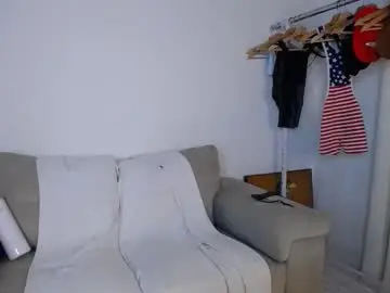 Chaturbate Live Sex Cam of josezaens_