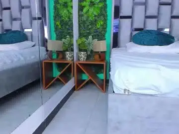 Chaturbate Watch Live Sex Cams of mari_cooper