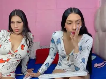 Chaturbate Sex Chat of petitestrawberry18