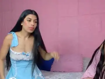 Chaturbate Watch Live Sex Cams of petitestrawberry18