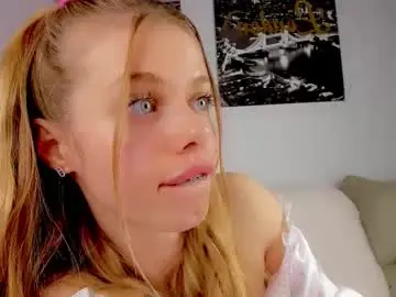 Chaturbate Free Live Porn of tiny__alice