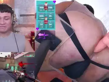 Chaturbate Best live sex cam show of andrewpeach