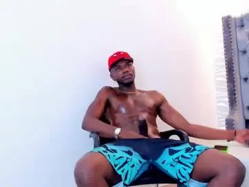 Chaturbate Live Sex Cam of douglas_099