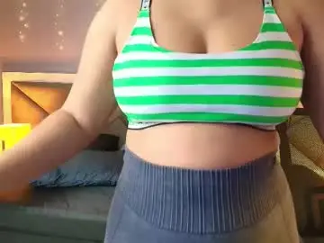Chaturbate Sex Cam of lisa_casper